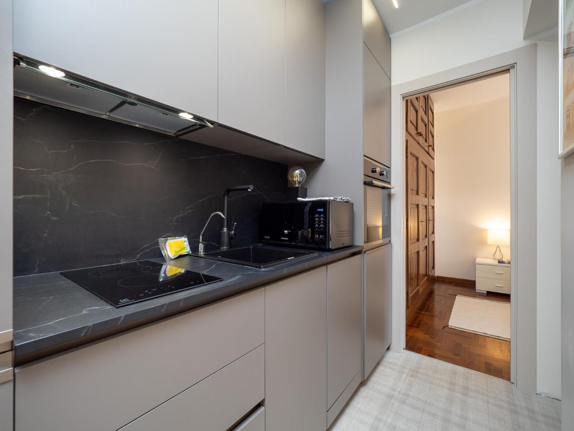 Stylish Flat With Balcony - 15 Min To Duomo Lejlighed Milano Eksteriør billede